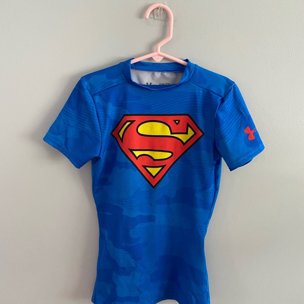 Under Armor Fitted Superman T-shirt